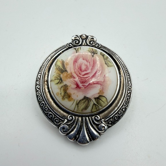 The Unbranded Brand Accessories - Vintage 80s SilverTone Scarf Clip Pink Rose Floral Glass Cabochon Boho Accessory